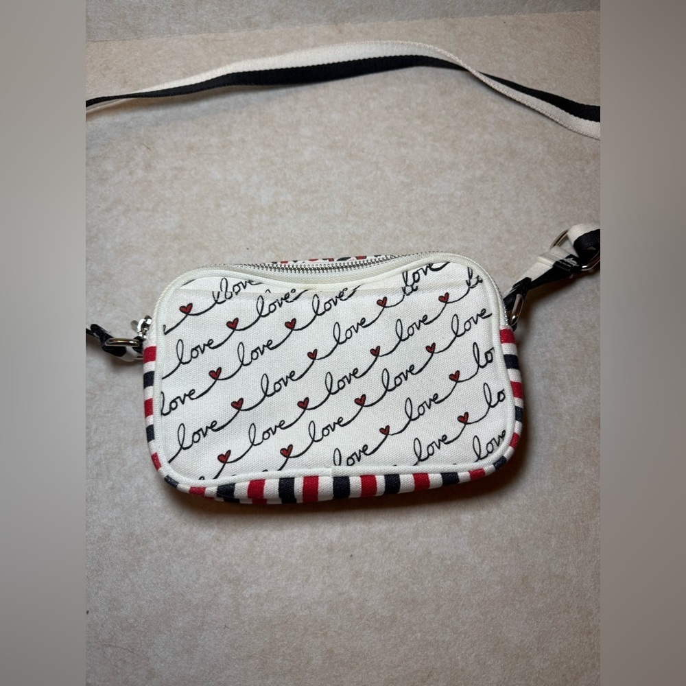 Brighton White Red Love Scroll Cross Body Bag Purse Valentines Day Heart - Picture 6 of 9